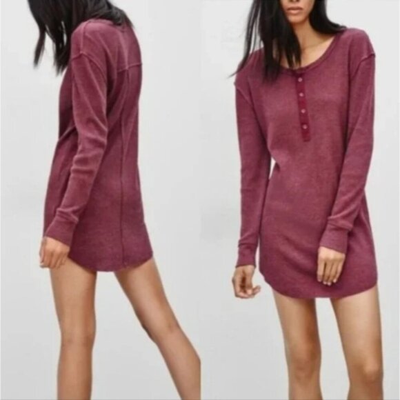 Aritzia Dresses & Skirts - Aritzia TNA Golden Los Santos Waffle Knit Thermal Raw Hem Henley Lounge Dress S